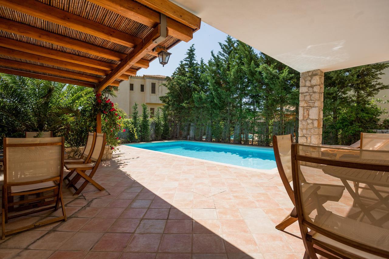 Porto Heli Villa ภายนอก รูปภาพ