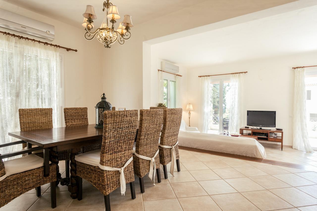 Porto Heli Villa ภายนอก รูปภาพ