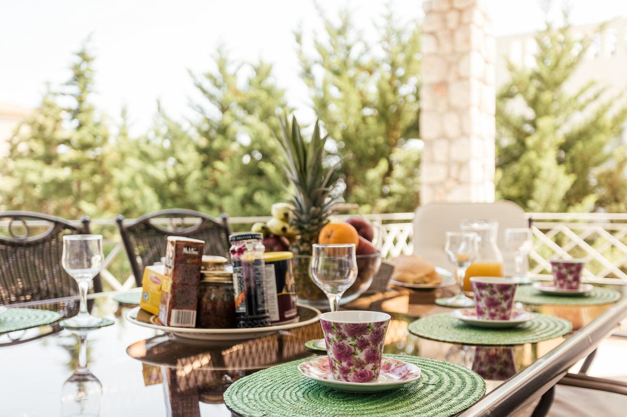 Porto Heli Villa ภายนอก รูปภาพ